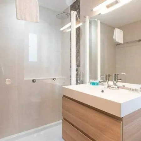 Apartamento Premium Junto A Catedral Malaga Exterior photo